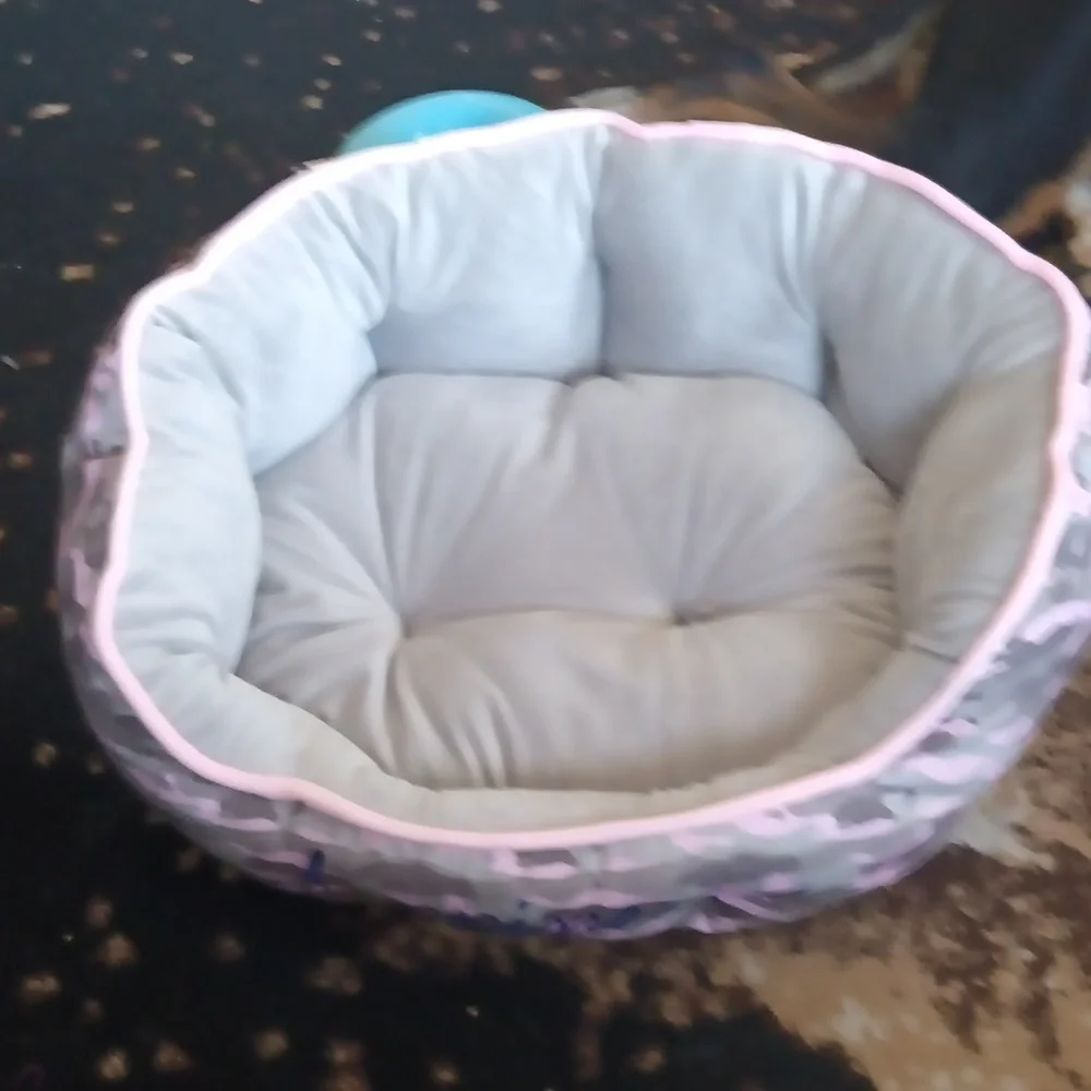 Brand New Pet Bed